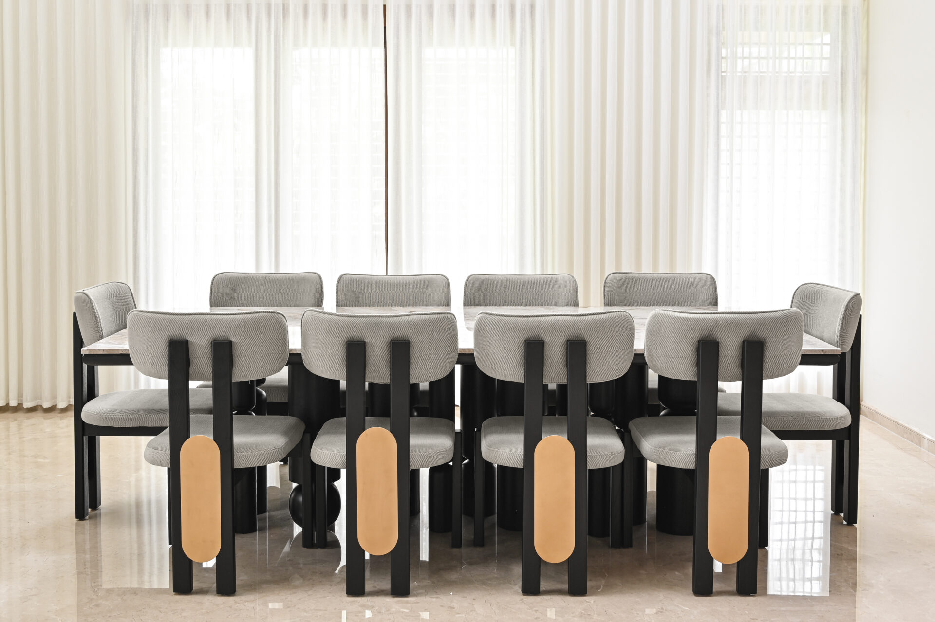 Maharaja Sixteen-Leg Table - Image 2